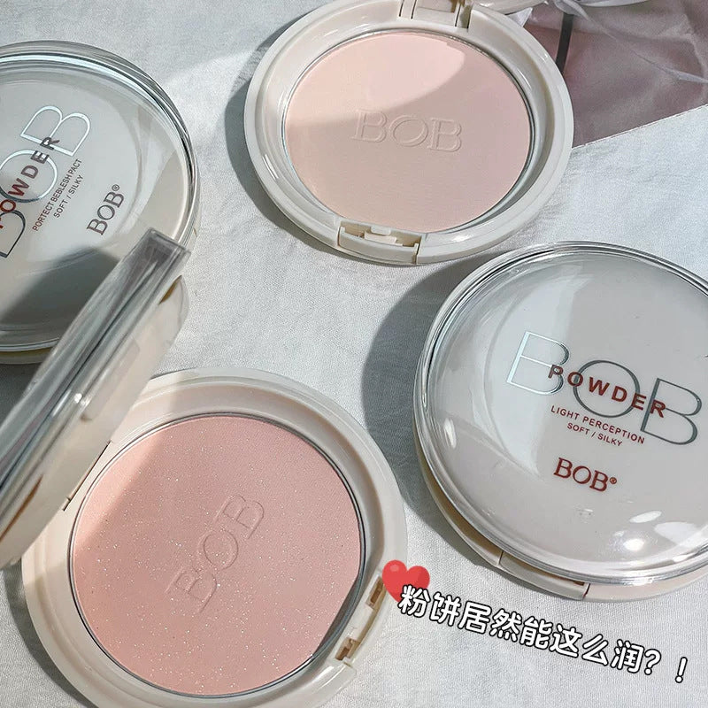 Makeup bob light-sensitive constant color powder for women, oil control, makeup, microdermabrasion, long-lasting concealer, non-stick powder, dry and wet dual-use powder bottom