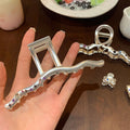 Sweet and cool y2k oversized star gripper shark clip back of head hair gripper hair clip for women 2024 new hair accessories headwear
