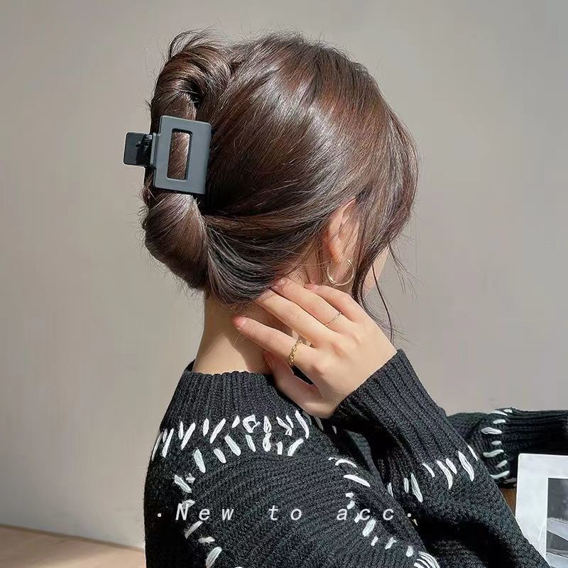 French frosted gripper female eleganceelegant hair clip medium size casual square back head bath hair gripper shark clip