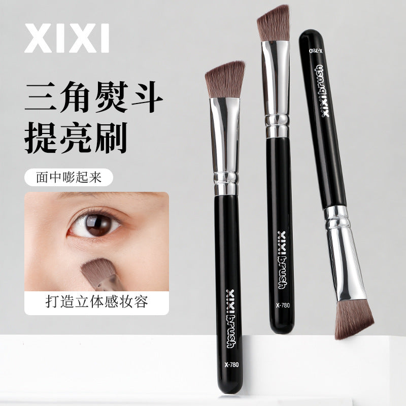 Xixi triangular bevel iron brightening brush highlighting brush concealer brush facial local brightening tear trough brush beauty tool