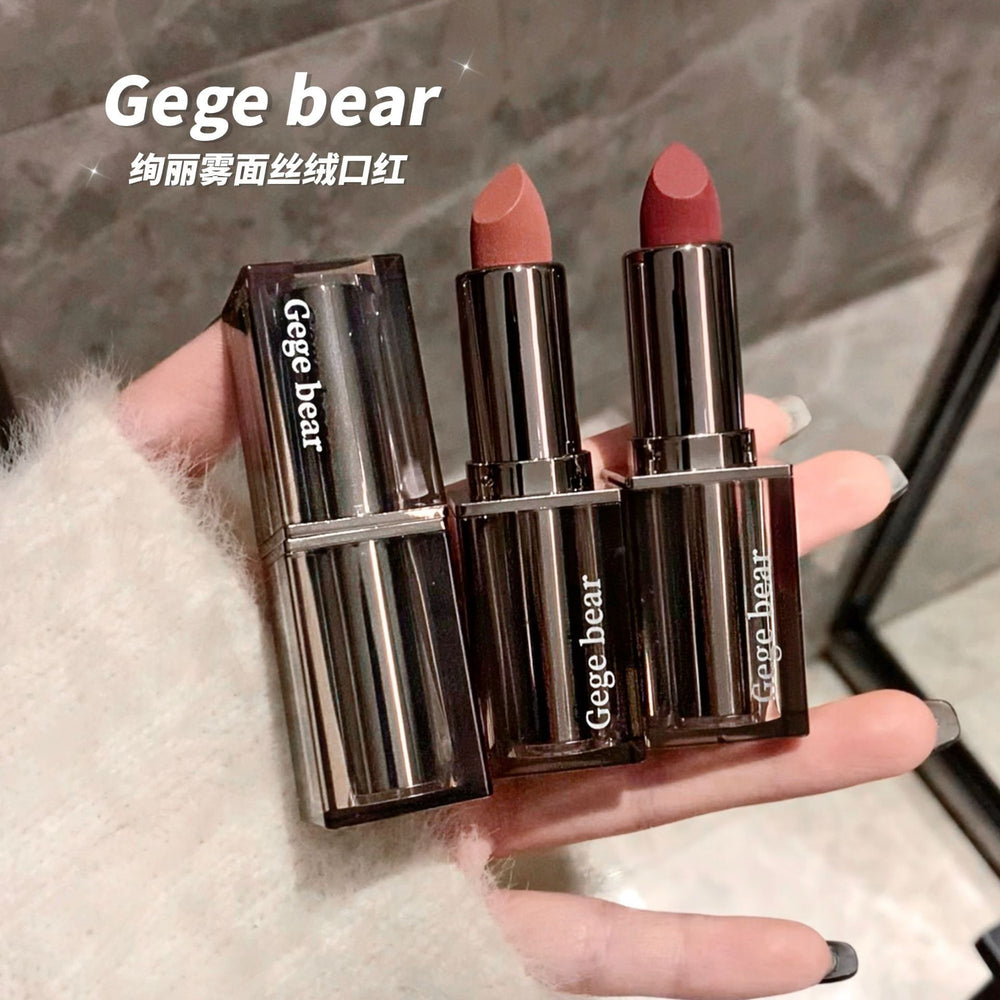 Gege bear gege bear gorgeous matte velvet lipstick is not easy to stain the cup student party affordable makeup lipstick