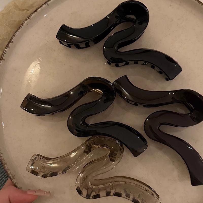 Geometric shape large shark clip grab clip back of head hair grab simple hair clip women's hair volume new arrival headwear
