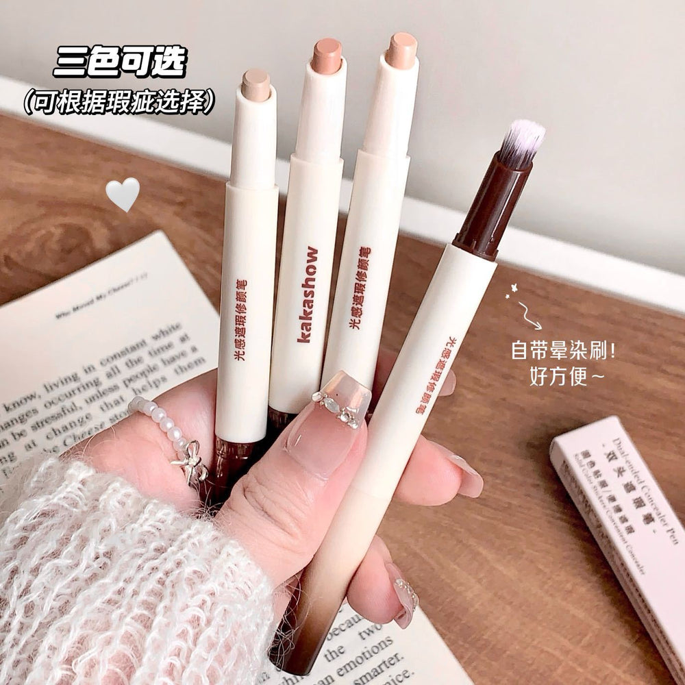 Kakashow double-ended concealer pen waterproof anti-sweat concealer for acne marks, dark circles, tear troughs, and lying silkworm concealer