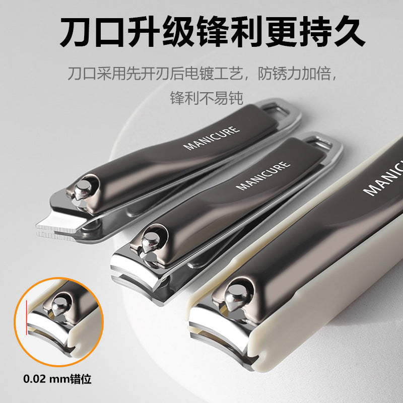 Wholesale angled edge nail clippers 3-piece set, manicure & pedicure tool kit with tin box, anti-splash nail clippers set