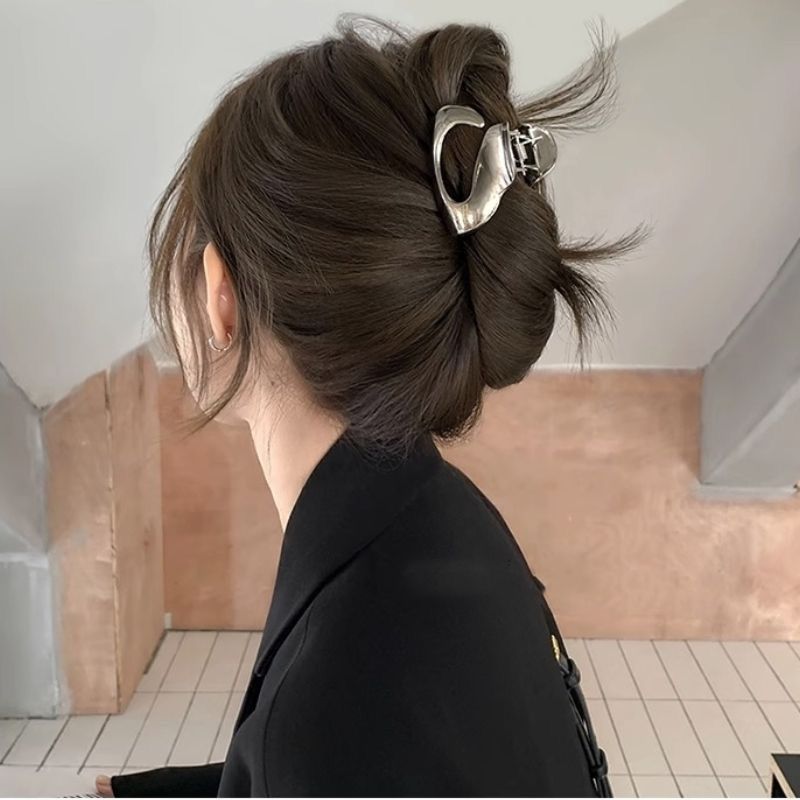 Cold style silver small gripper hair volume small shark clip metal niche style design clip hair clip female high-end