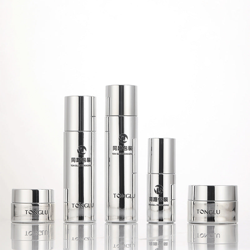 Ready-to-ship wholesale foundation glass bottles, skincare packaging materials, 120ml lotion spray bottles, high-end cosmetic decanting bottles