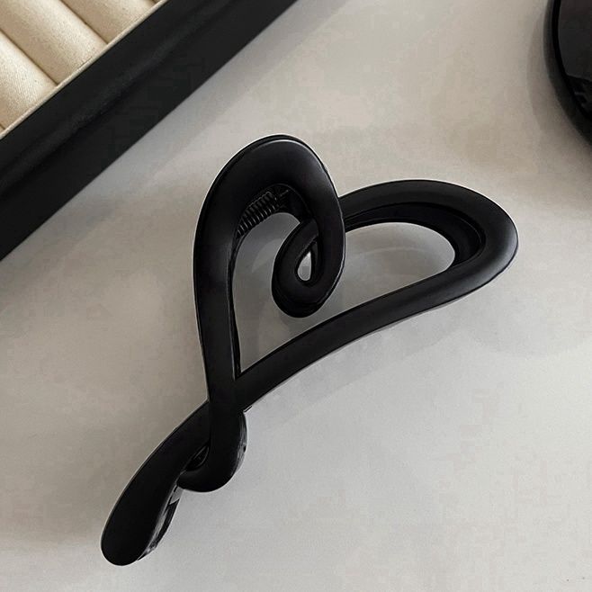 Large matte love gripper female elegant back of head hairpin high-end 2024new arrivalfashion shark clip headwear