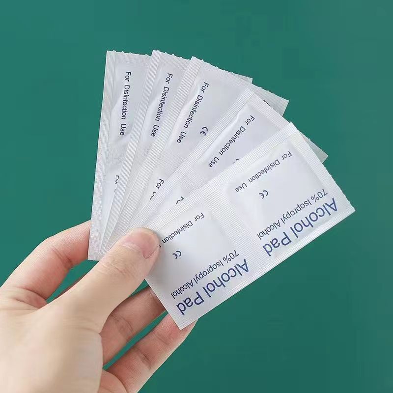 Factory direct: mobile phone cleaning alcohol wipes, disposable alcohol cotton disinfectant wipes, 100 wipes per box