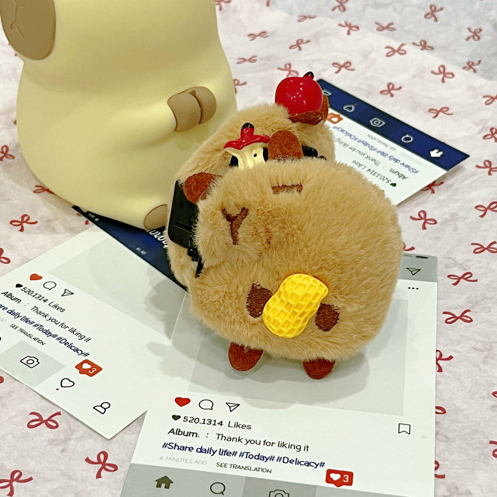 Red book same style ~ capibala cute cartoon plush capybara half grab the back of the head shark clip grab clip hair accessories for women