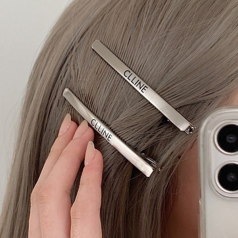 Metal letter clip side clip bangs clip 2023 new arrivalclassy broken hair forehead clip headwear hair clip