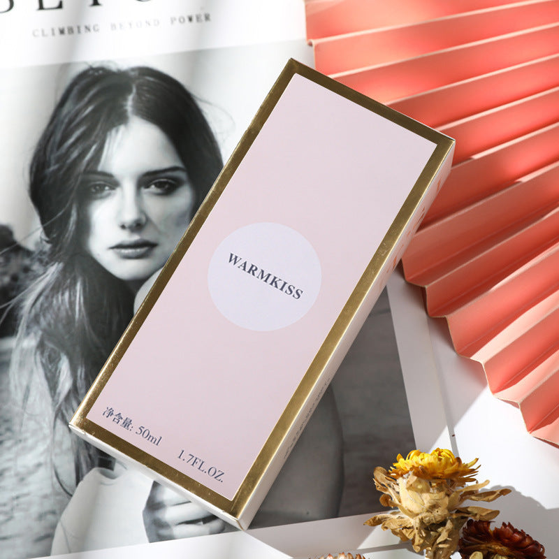 Warmkiss is a unisex fragrance, a french-inspired, sweet, fresh, and long-lasting perfume with a shimmering, quicksand-like effect, perfect for cross-border e-commerce