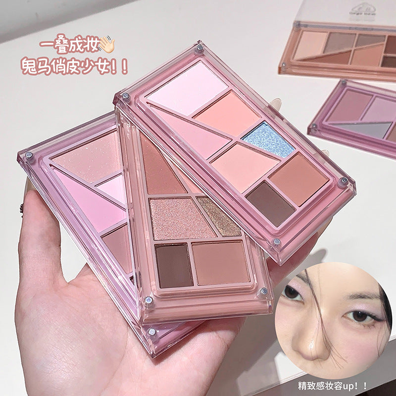 Gege bear layered eyeshadow palette - low saturation, shimmer, matte, blush & contour all-in-one