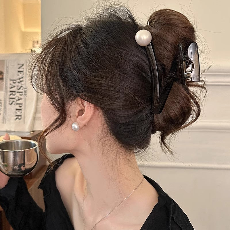 Niche stylesense of design z-shaped gripper 2025classy back of the head elegant hairdofashion pearl shark clip