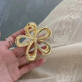 Casual metal flower gripper k-styleeleganteasiest for match hair shark clip back head hairpin hairpin headwear wholesale