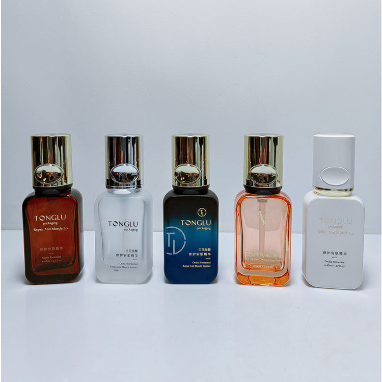 Ready-to-ship cosmetic glass bottles and packaging materials: 40ml essence ampoule glass bottles, pump-style essential oil dispensing bottles, direct from the manufacturer