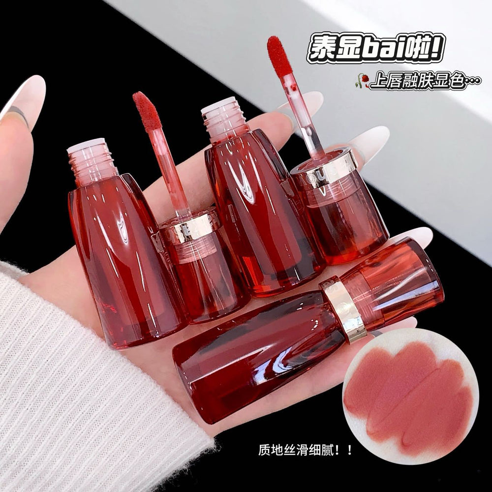 Makeup kakashow matte soft light lip glaze velvet matte matte not easy to fade daily makeup whitening lipstick