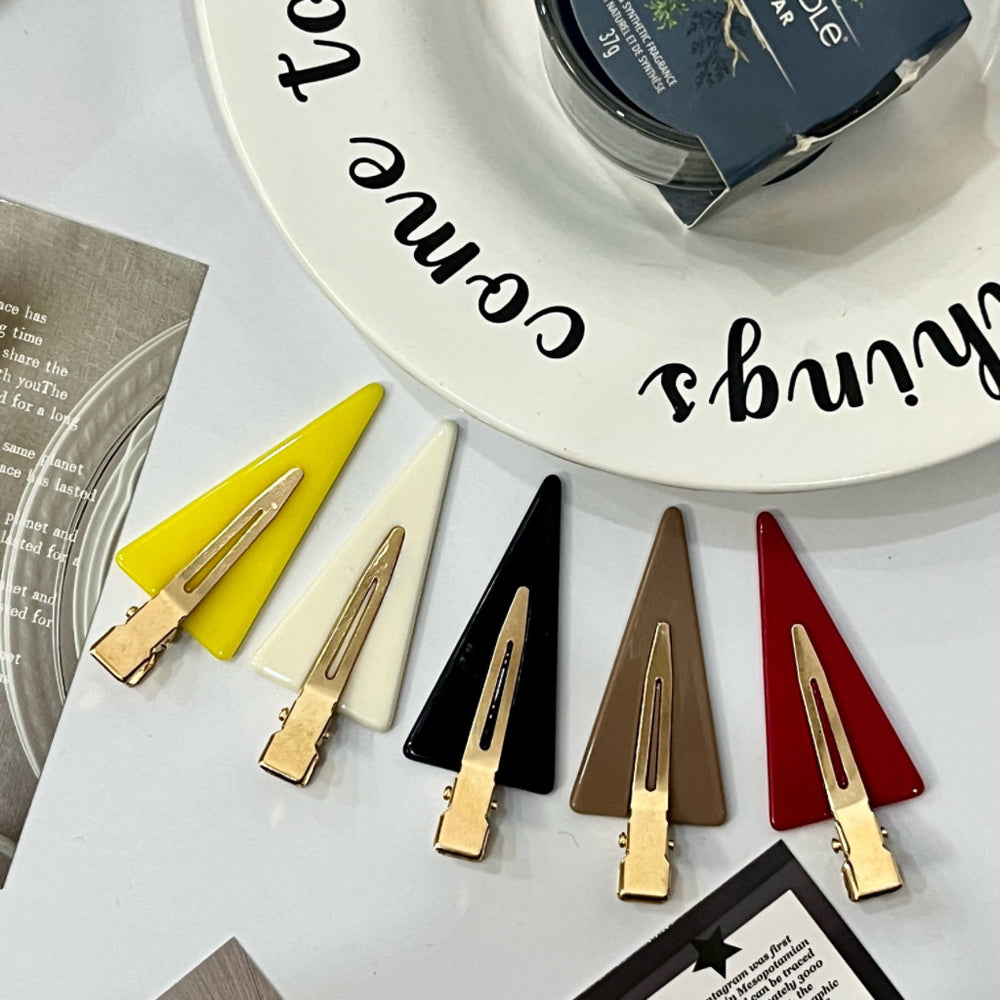 Shen yue's same gold label design triangle makeup clip cute girl retro hair clip easiest for match seamless clip bangs clip