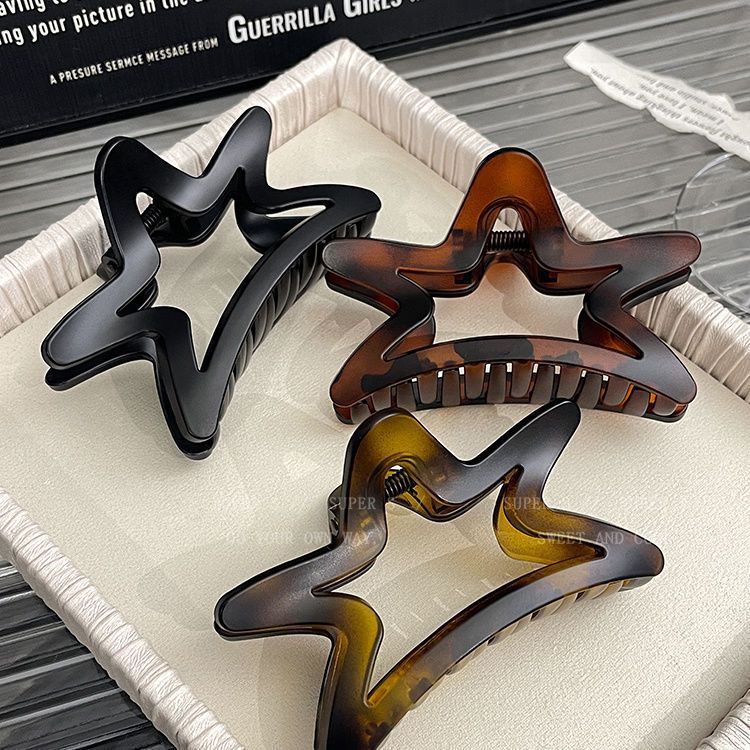 Hold firmly~ maillard amber brown five-pointed star gripper for women springnew arrival shark clip hair clip on the back of the head