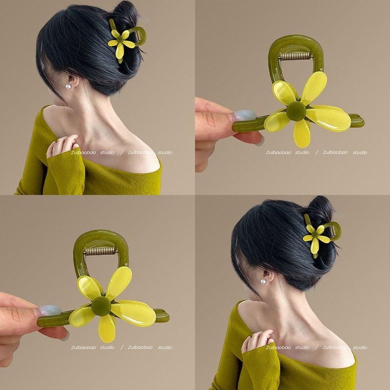 Retro stereo sunflower gripper for women 2025 new style back of head hair shark clip half-tied hair atmosphere hair accessories