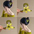 Retro stereo sunflower gripper for women 2025 new style back of head hair shark clip half-tied hair atmosphere hair accessories