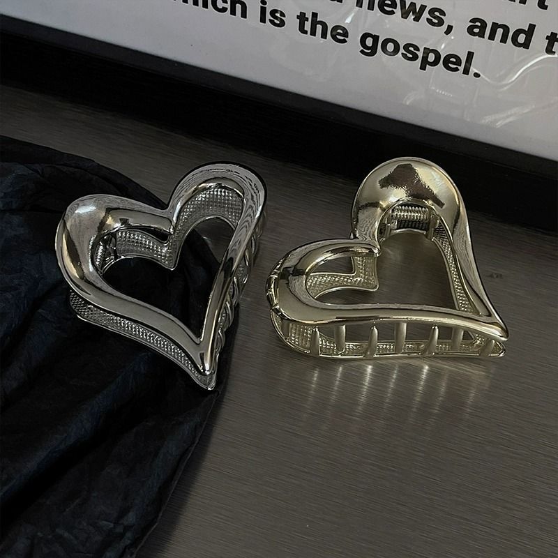 Classy metal heart hair clip for women's back of head shark clip casualeasiest for match gripper 2023new arrival clip headwear