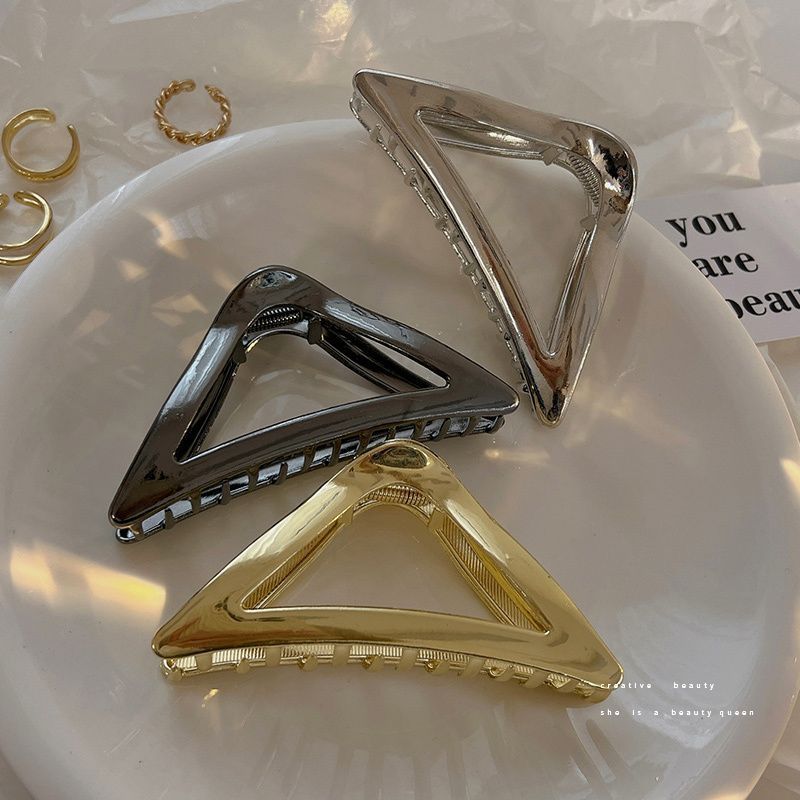 Classy metal triangle hairpin for women's back of head, elegant popular gripper, large shark clip, headwear