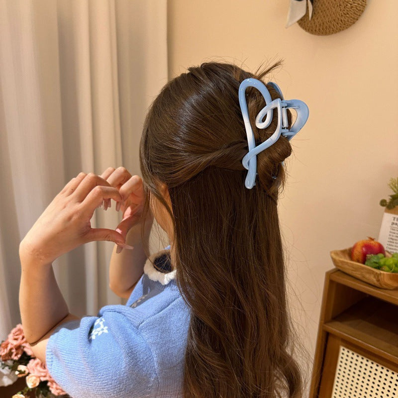 Gradient color love gripper female plastic large cute sweet 2024 new style shark clip for the back of the head summer hair clip