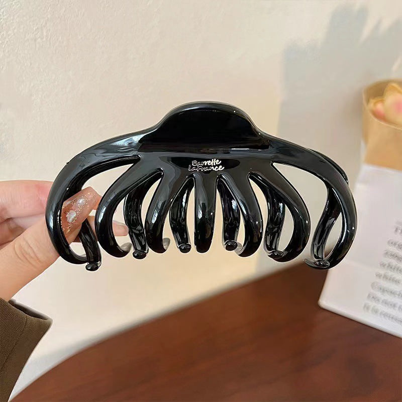 Korean style sweet & cool polka dot hair claw clip - large size, high-end, for thick hair - shark clip for the back of the head - hair accessories for women
