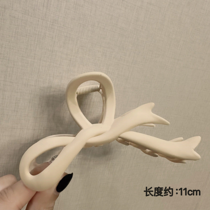 Korean autumn/winter premium hair clips - exquisite claw clips for updos, large size shark clips for thick hair, women's hair accessories