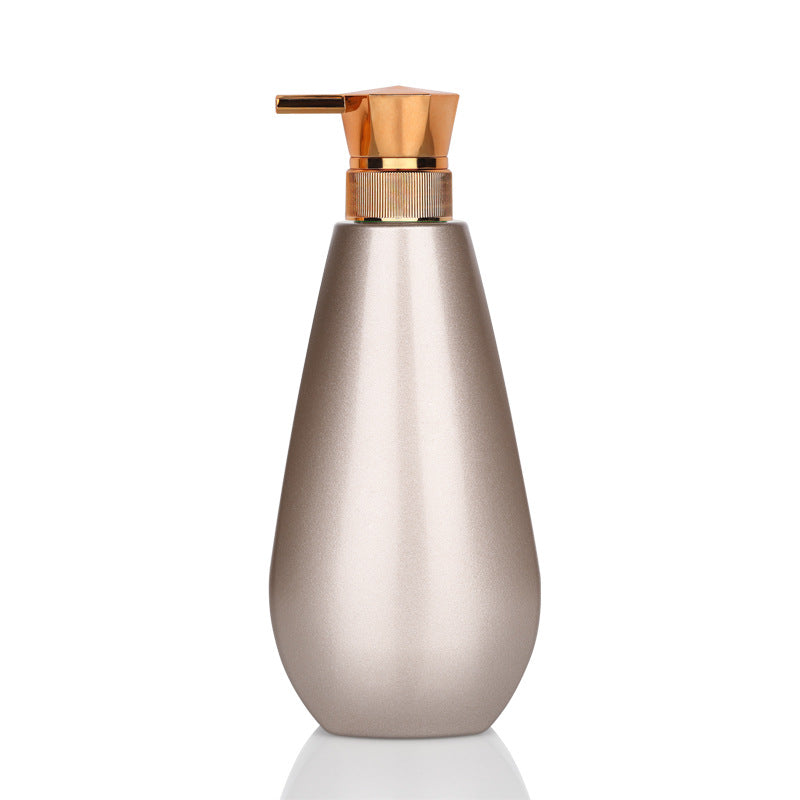 Body lotion and shower gel are packed in flat bottles, pet plastic empty bottles, press 500/750ml shampoo and lotion bottles
