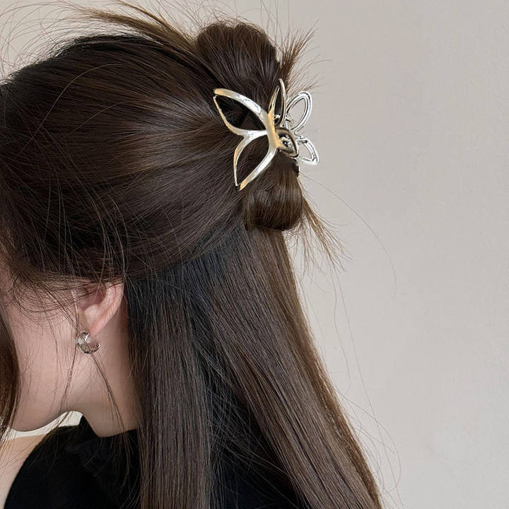Half-tied hair cut out metal medium-sized gripper for women's high ponytail exquisite back hairpin classy elegant shark clip