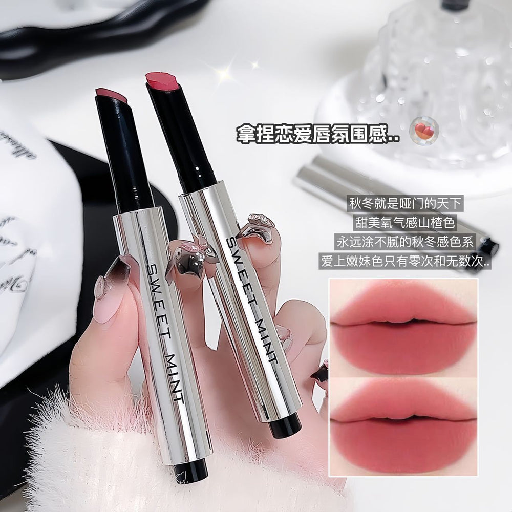 Sweet mint soft lip mud pen velvet matte matte not easy to fade fall and winter no makeup whitening lipstick pen