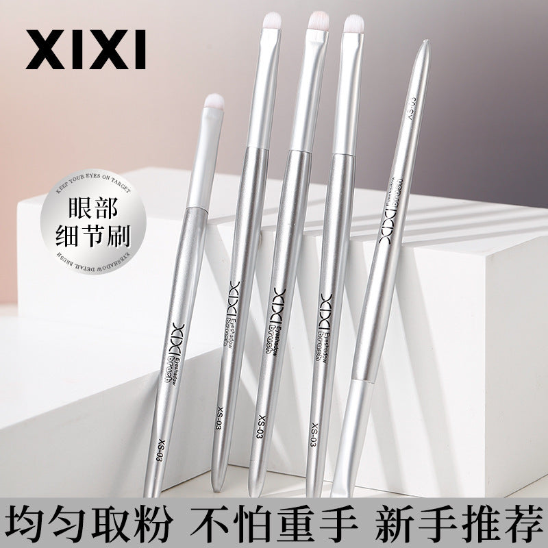 Xixi deep eyeshadow brush - soft bristles, blending, clump-free, beginner-friendly, makeup artist beauty tool