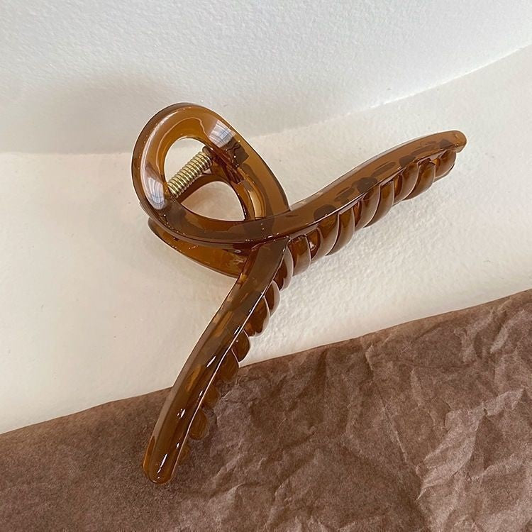 Korean autumn/winter premium hair clips - exquisite claw clips for updos, large size shark clips for thick hair, women's hair accessories