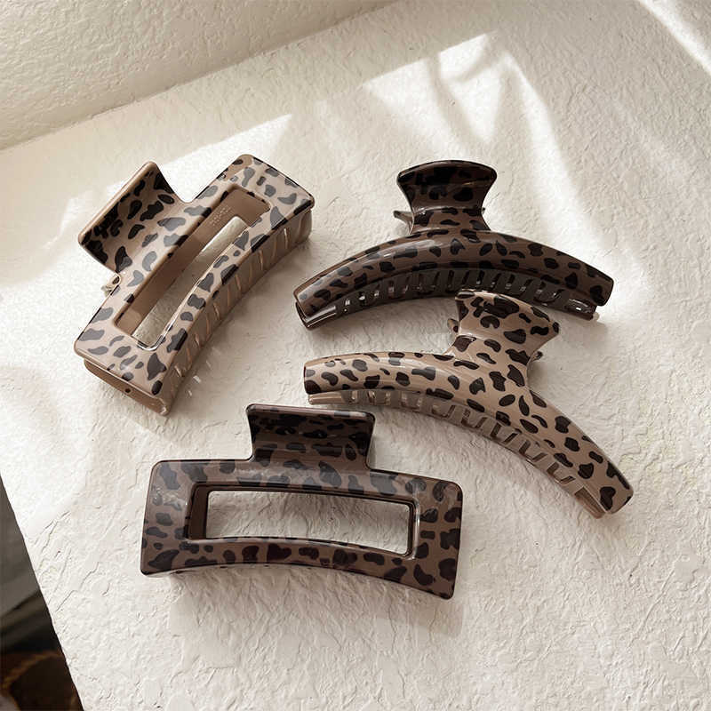 Korean style leopard print hollow square hair clip - minimalist, unique, and trendy claw clip - niche design, new hair accessories for women - wholesale
