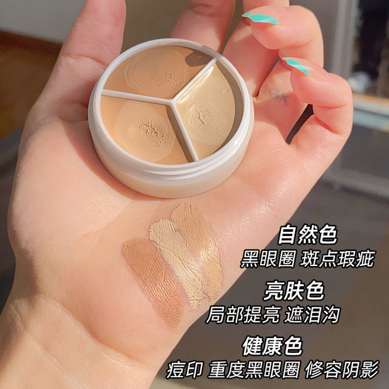 Makeup sweet mint three-color concealer to cover spots, acne marks, dark circles, non-removing makeup, powder bottom concealer palette