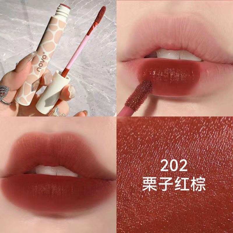 Novo water mist lip gauze lip glaze matte matte waterproof non-fading non-stick cup gentle daily no makeup whitening lipstick