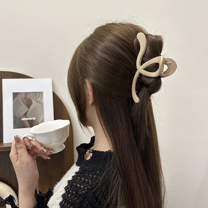 Sense of design geometric lines back of head hair clip large shark clip female frosted easiest for matchelegant hair clip headwear