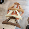 Simple frosted triangle gripper 2024 new style hair gripper elegant large shark clip hair clip headwear