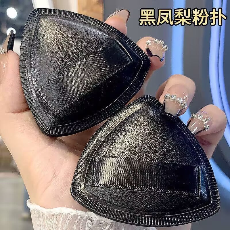 Black pineapple powder puff air cushion marshmallow soft not easy to eat powder black sponge wet and dry dual-use white pineapple powder bottom puff