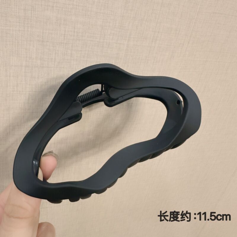 Classy sense of exquisite back head hair clip large hairpin female summer hair volume shark clip hair headwear hair accessories