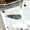Water drop bangs clip-zebra white