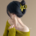 Retro stereo sunflower gripper for women 2025 new style back of head hair shark clip half-tied hair atmosphere hair accessories