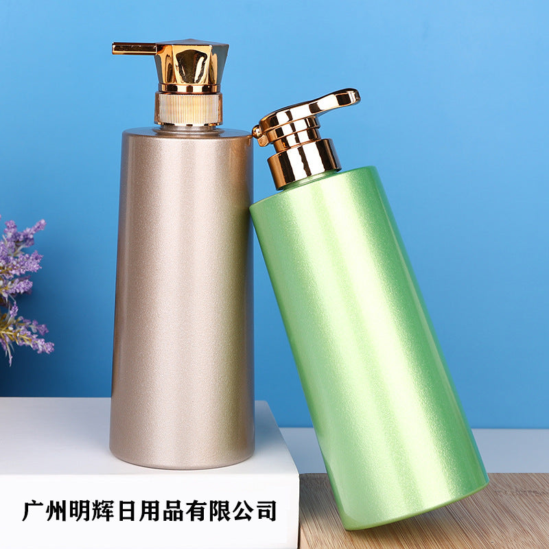 Flat shoulder lotion dispensing bottle, high-end cleaning and care bottle plastic 680ml round bottle, shampoo and shower gel press bottle