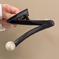 ~z-shaped clip with white beads and bright black-13cm