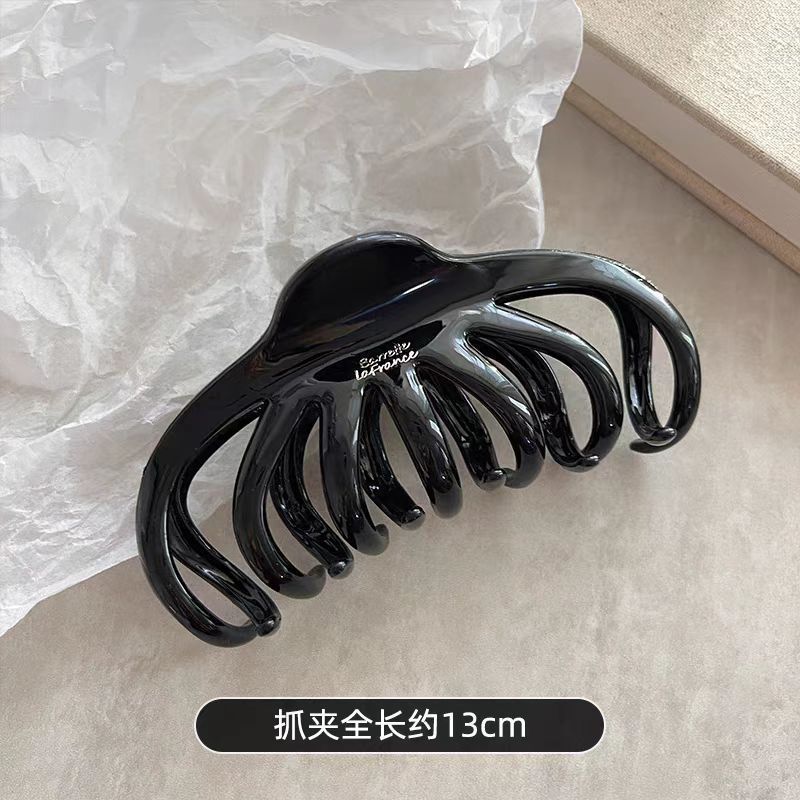Korean style heart pearl claw clip - ethereal hair clip for women, back of head style, high-end shark clip with bowknot hair accessory