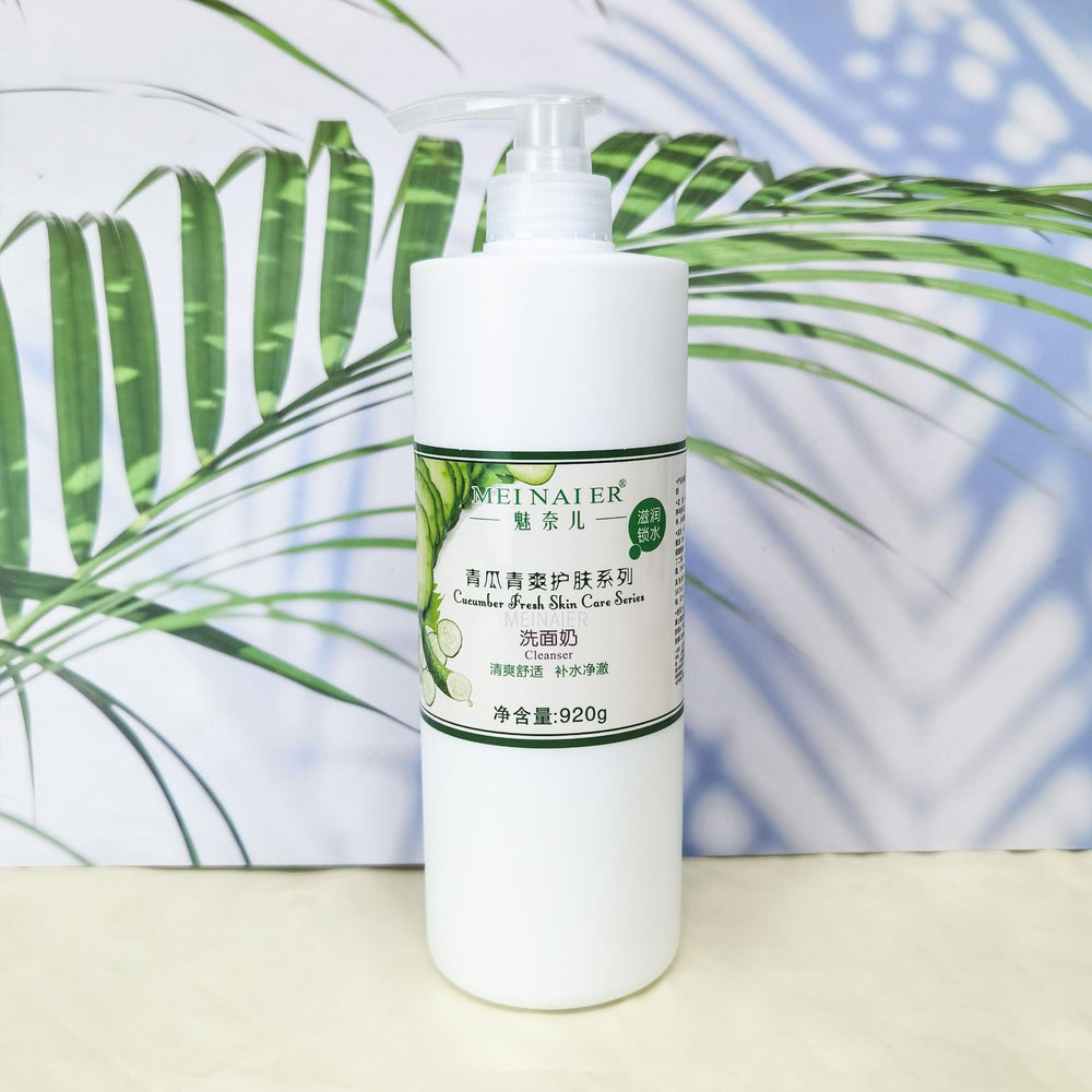 Wholesale facial cleanser: chamomile soothing & refreshing deep cleansing face wash - direct from the manufacturer