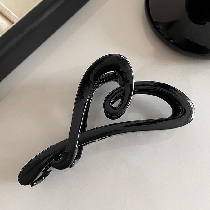 Large matte love gripper female elegant back of head hairpin high-end 2024new arrivalfashion shark clip headwear