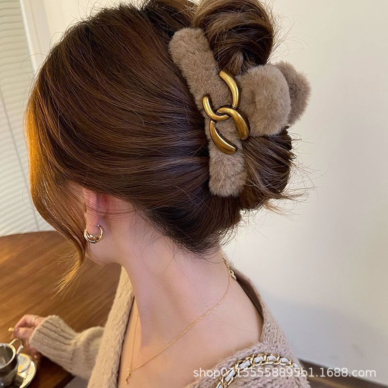New arrivalstuffedelegantretro style large gripperclassystuffed hair clip for women's back of head large clip headwear