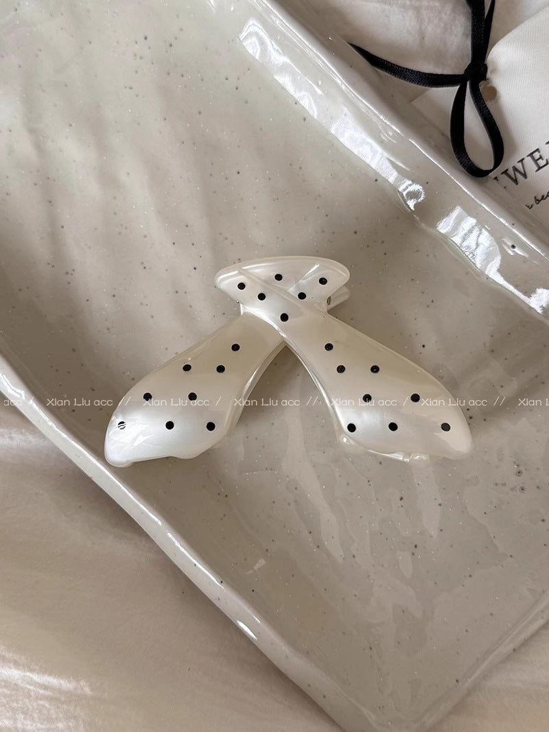 Korean style sweet & cool polka dot hair claw clip - large size, high-end, for thick hair - shark clip for the back of the head - hair accessories for women